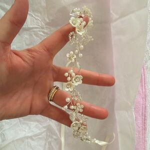 Elegant Floral Pearl Wedding Belt